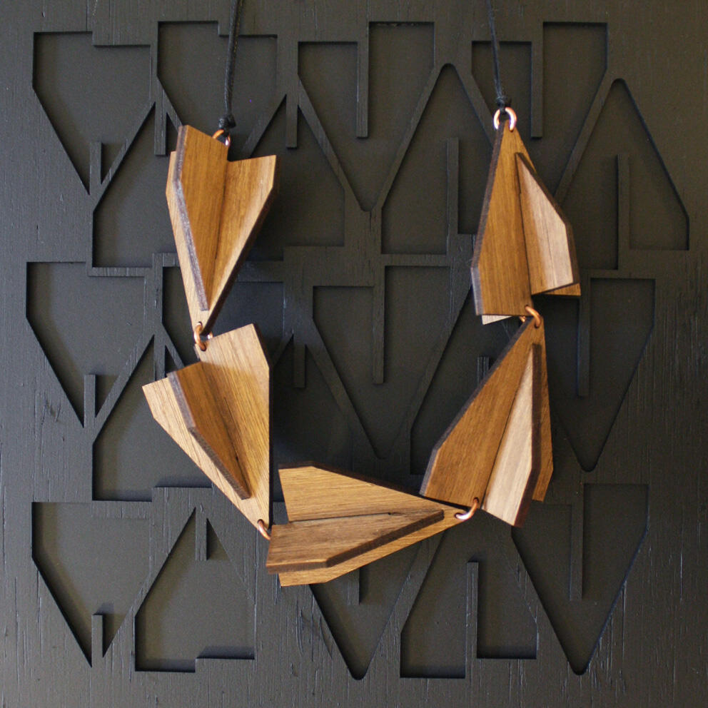 Planes necklace