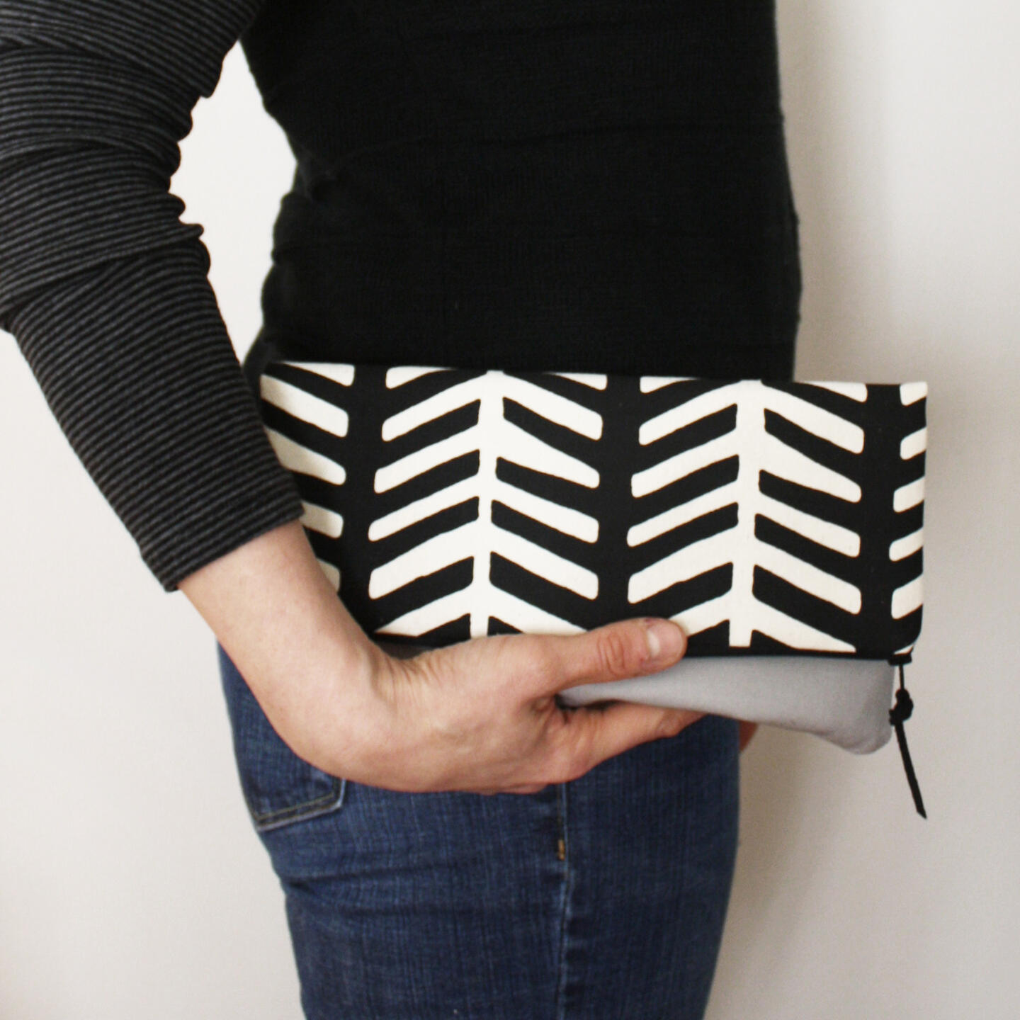 Plume clutch